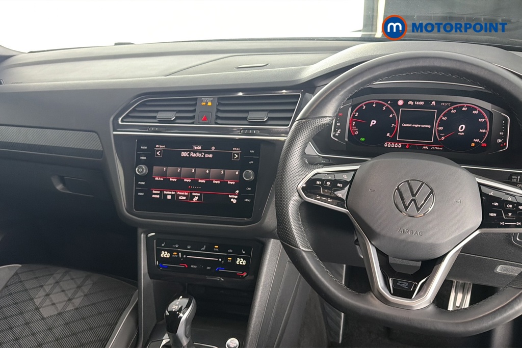 Volkswagen Tiguan Allspace R-Line Automatic Petrol SUV - Stock Number (1672646) - 1st supplementary image
