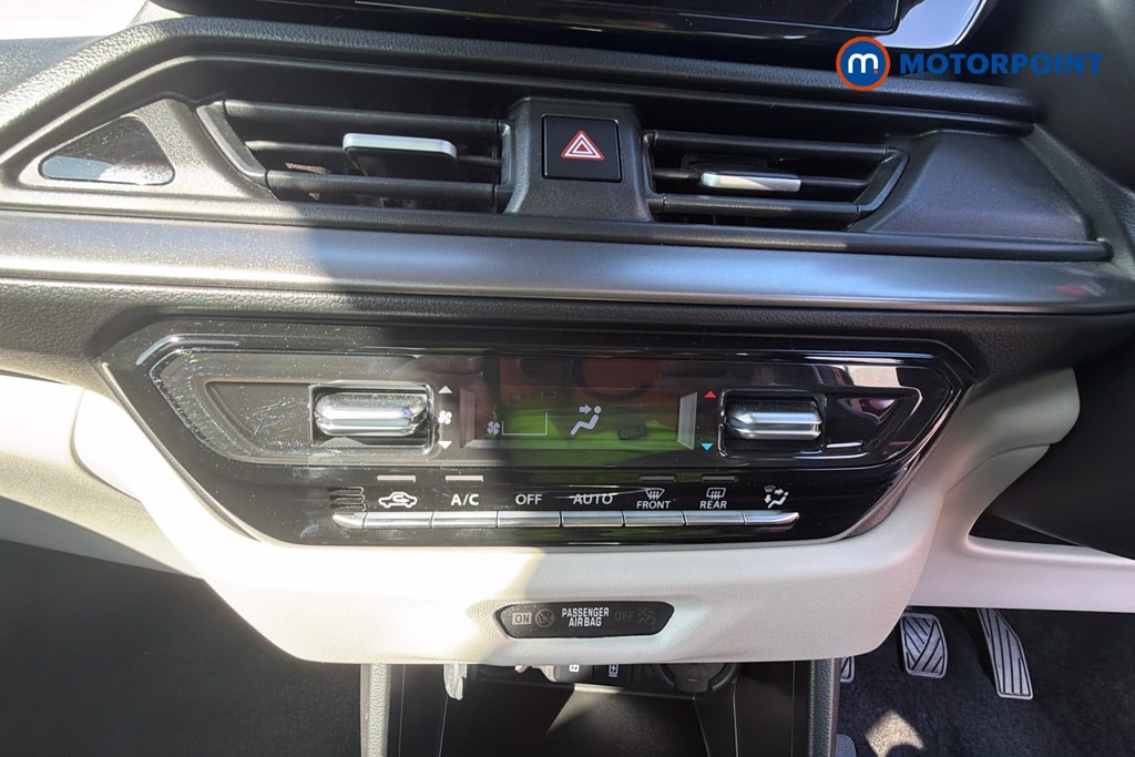 Suzuki Swift Ultra Allgrip Manual Petrol Hatchback - Stock Number (1672736) - 4th supplementary image