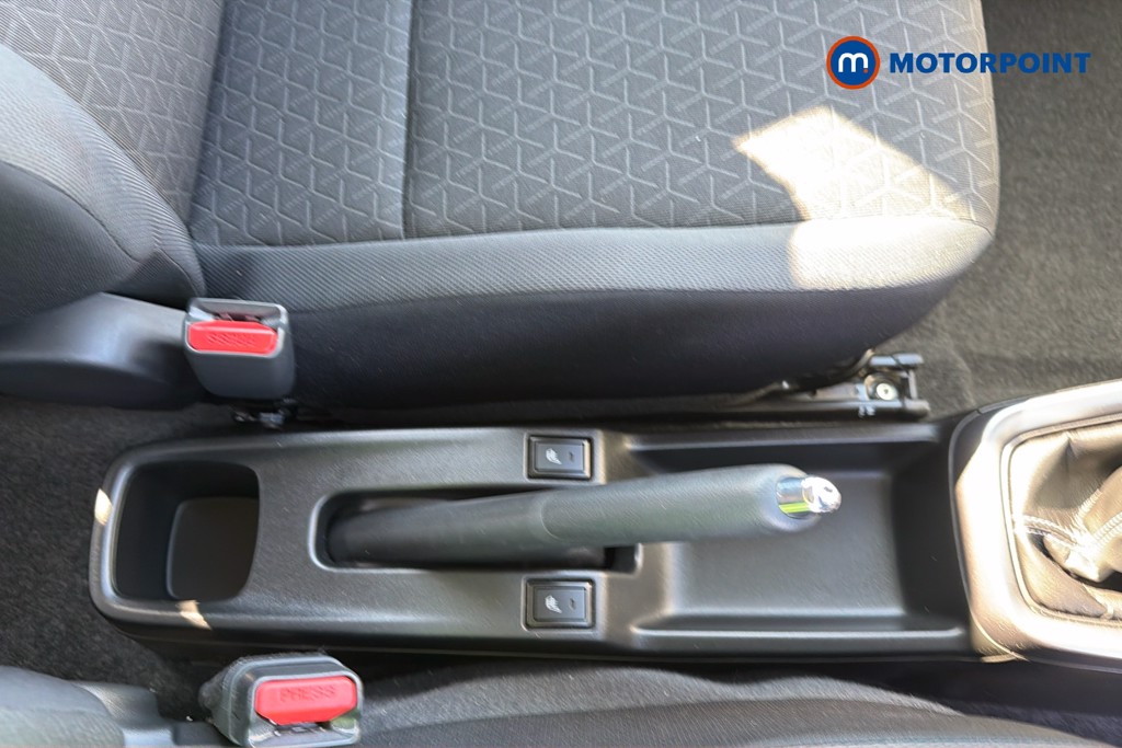 Suzuki Swift Ultra Allgrip Manual Petrol Hatchback - Stock Number (1672736) - 8th supplementary image