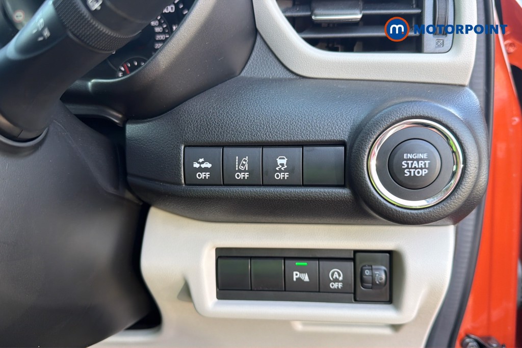 Suzuki Swift Ultra Allgrip Manual Petrol Hatchback - Stock Number (1672736) - 9th supplementary image