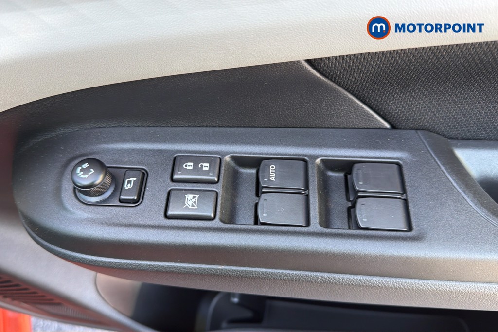 Suzuki Swift Ultra Allgrip Manual Petrol Hatchback - Stock Number (1672736) - 42nd supplementary image