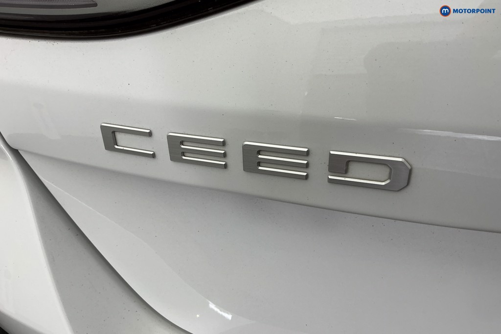 KIA Ceed Gt-Line S Automatic Petrol Hatchback - Stock Number (1672792) - 32nd supplementary image