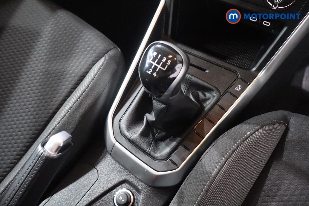 Volkswagen Polo Life Manual Petrol Hatchback - Stock Number (1673380) - 4th supplementary image