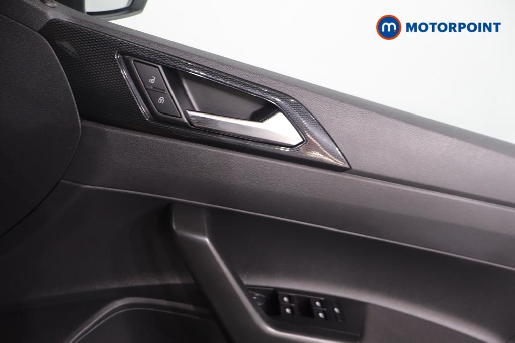 Volkswagen Polo Life Manual Petrol Hatchback - Stock Number (1673380) - 9th supplementary image