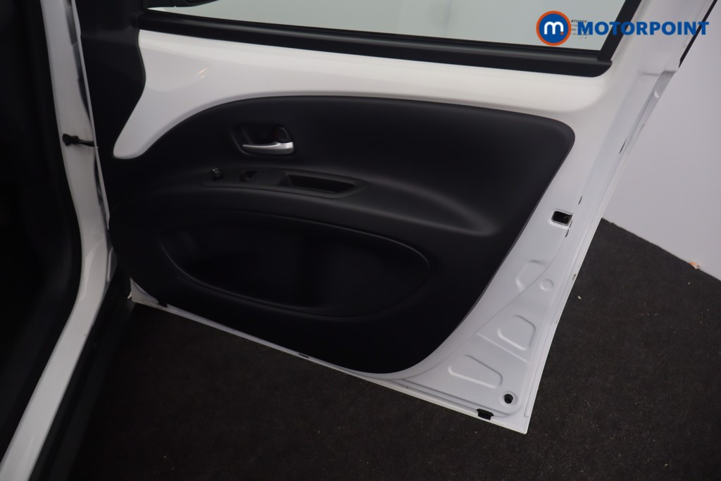 Toyota Aygo X Edge Manual Petrol Hatchback - Stock Number (1673441) - 15th supplementary image