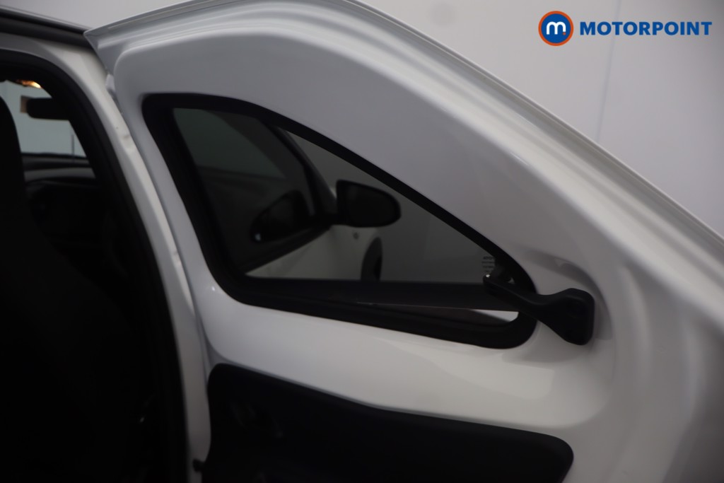 Toyota Aygo X Edge Manual Petrol Hatchback - Stock Number (1673441) - 21st supplementary image