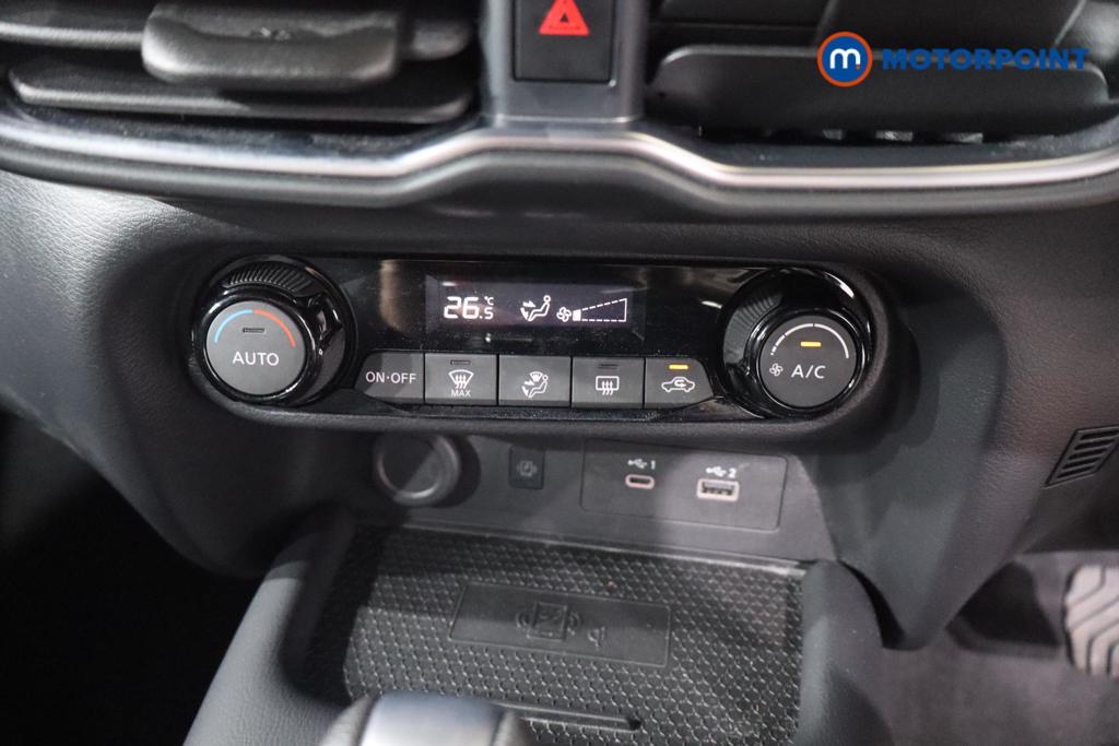 Nissan Juke N-Connecta Automatic Petrol-Electric Hybrid SUV - Stock Number (1611114) - 3rd supplementary image