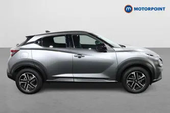 Nissan Juke N-Connecta Automatic Petrol-Electric Hybrid SUV - Stock Number (1611114) - Drivers side