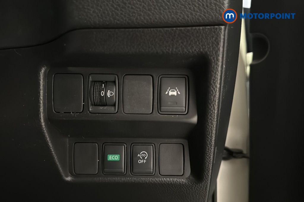 Nissan Qashqai Acenta Premium Automatic Petrol SUV - Stock Number (1648234) - 11th supplementary image