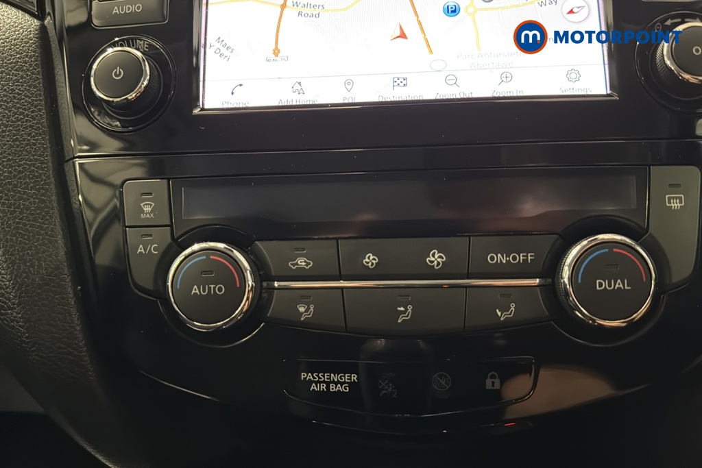 Nissan Qashqai Acenta Premium Automatic Petrol SUV - Stock Number (1648234) - 12th supplementary image