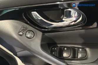 Nissan Qashqai Acenta Premium Automatic Petrol SUV - Stock Number (1648234) - 19th supplementary image