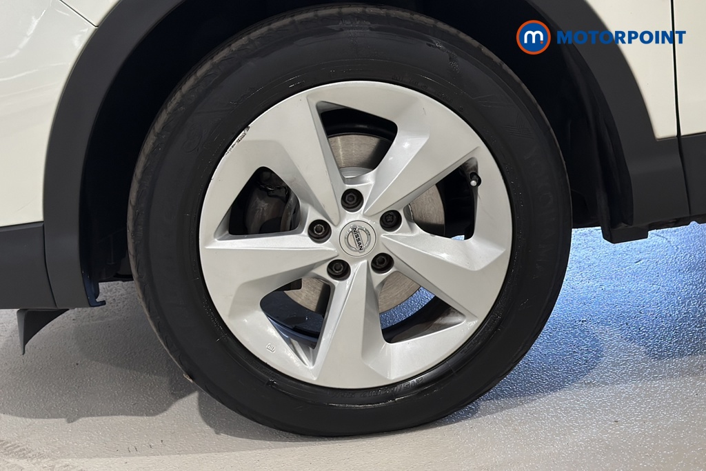 Nissan Qashqai Acenta Premium Automatic Petrol SUV - Stock Number (1648234) - 44th supplementary image