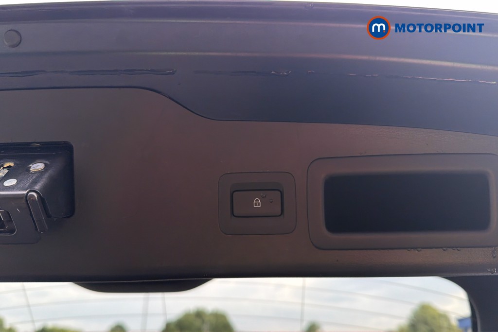 Mazda 3 Exclusive-Line Automatic Petrol Hatchback - Stock Number (1651891) - 35th supplementary image