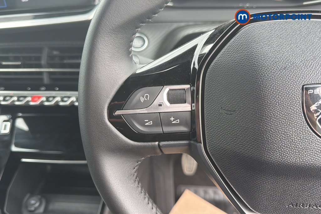 Peugeot 2008 Allure Manual Petrol SUV - Stock Number (1657489) - 4th supplementary image