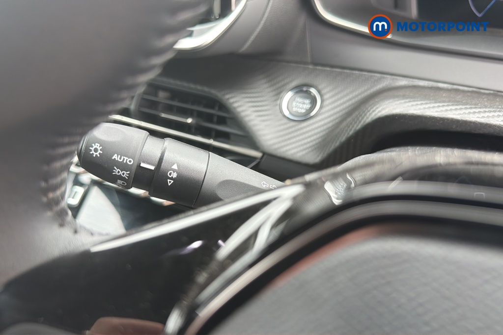 Peugeot 2008 Allure Manual Petrol SUV - Stock Number (1657489) - 11th supplementary image