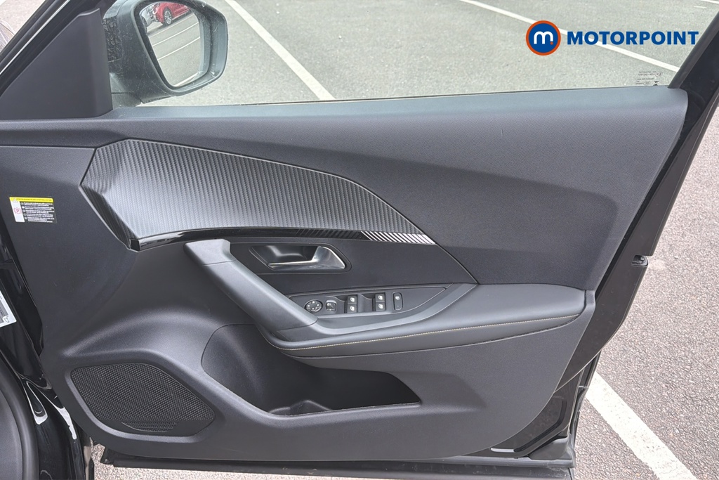 Peugeot 2008 Allure Manual Petrol SUV - Stock Number (1657489) - 18th supplementary image