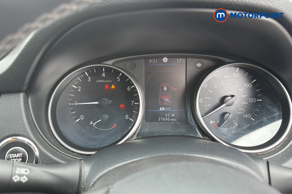 Nissan Qashqai N-Connecta Manual Petrol SUV - Stock Number (1659269) - 7th supplementary image