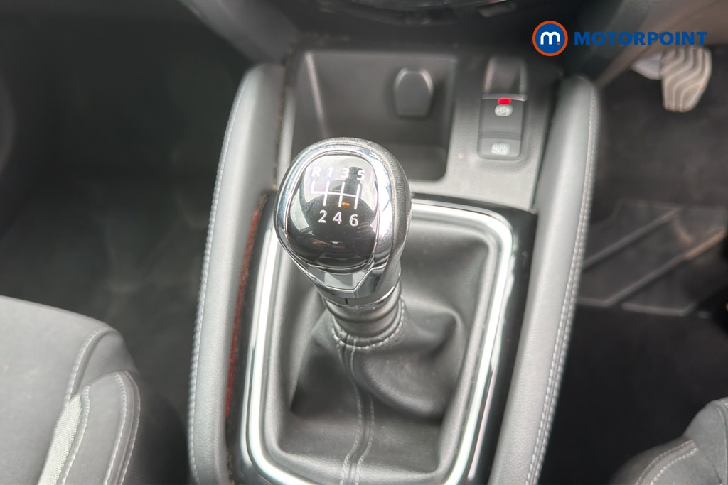 Nissan Qashqai N-Connecta Manual Petrol SUV - Stock Number (1659269) - 15th supplementary image
