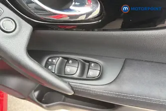 Nissan Qashqai N-Connecta Manual Petrol SUV - Stock Number (1659269) - 19th supplementary image