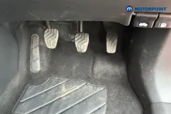 Nissan Qashqai N-Connecta Manual Petrol SUV - Stock Number (1659269) - 24th supplementary image