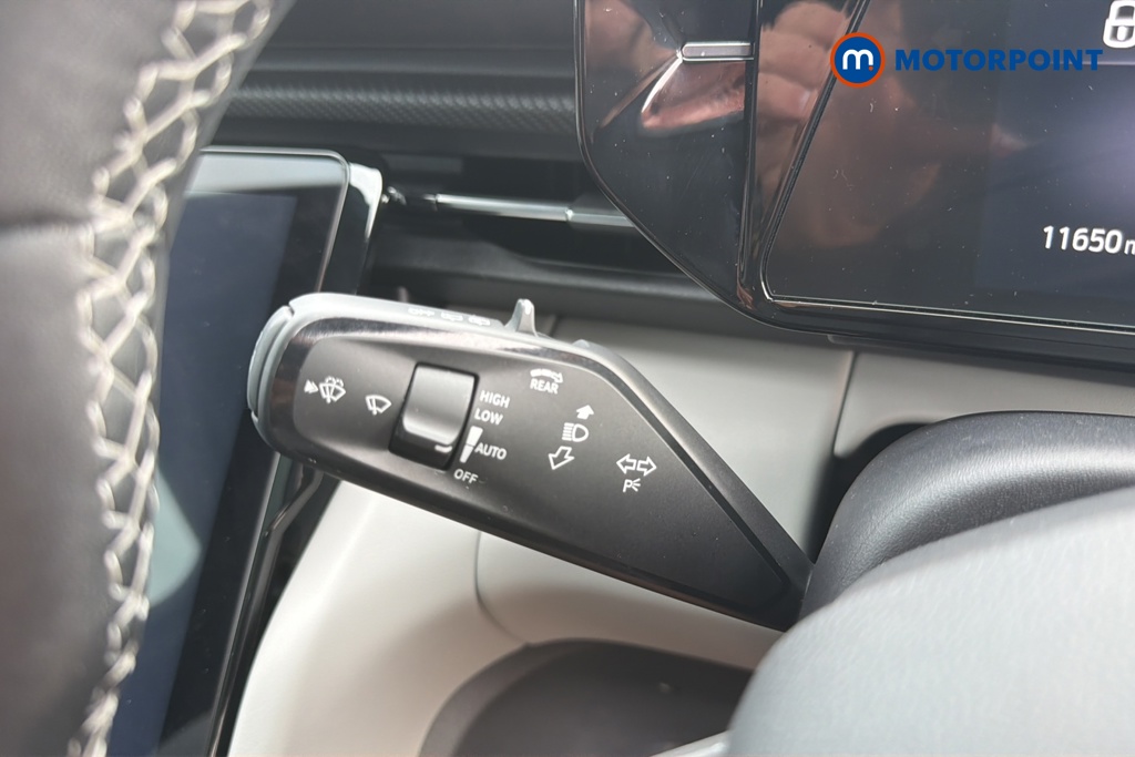 Ford Explorer Premium Automatic Electric SUV - Stock Number (1659307) - 5th supplementary image
