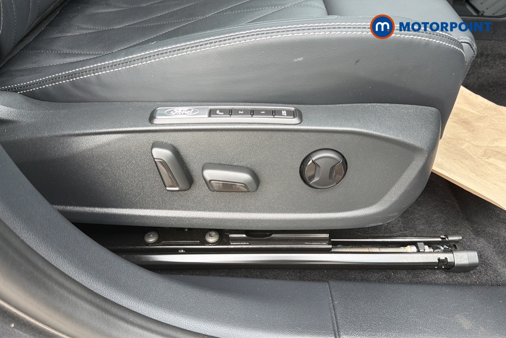 Ford Explorer Premium Automatic Electric SUV - Stock Number (1659307) - 23rd supplementary image