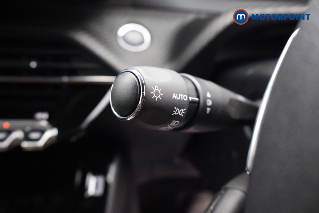Peugeot 2008 Allure Automatic Petrol SUV - Stock Number (1659726) - 5th supplementary image