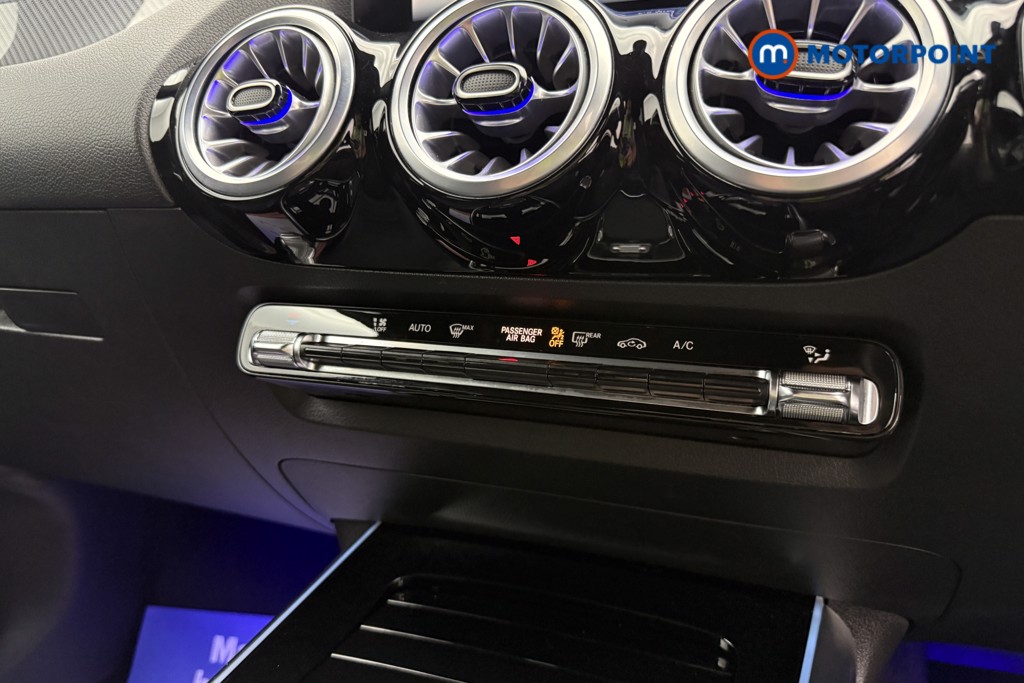 Mercedes-Benz GLA Amg Line Automatic Petrol SUV - Stock Number (1660096) - 14th supplementary image