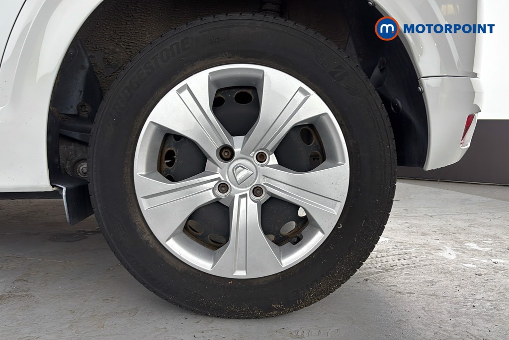 Dacia Sandero Essential Manual Petrol-Lpg Hatchback - Stock Number (1660267) - 48th supplementary image