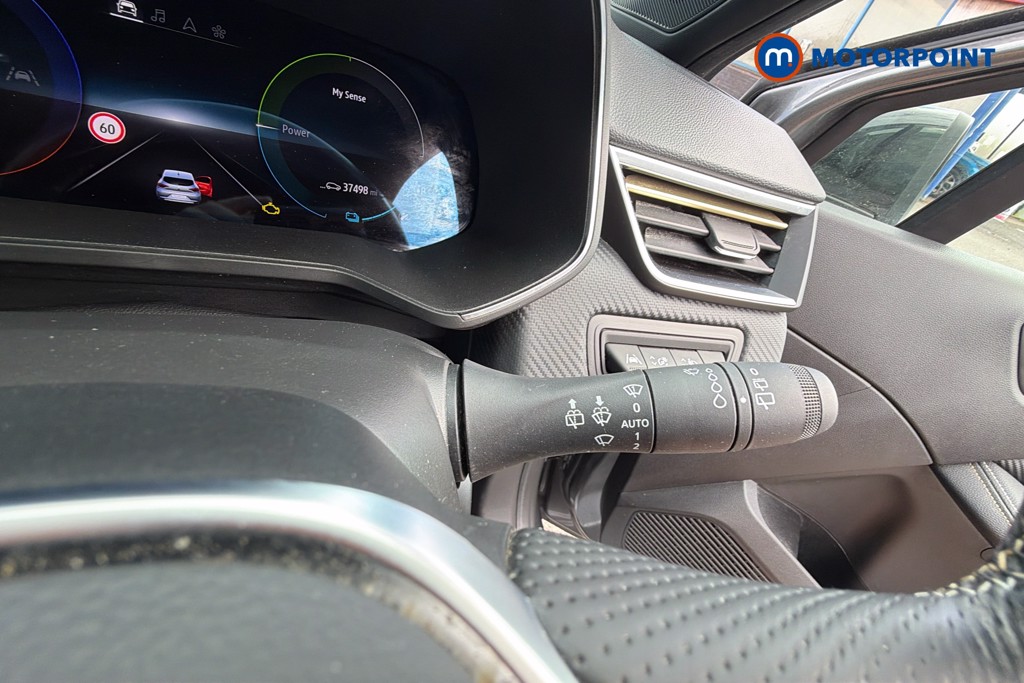 Renault Clio Engineered Automatic Petrol-Electric Hybrid Hatchback - Stock Number (1660560) - 4th supplementary image