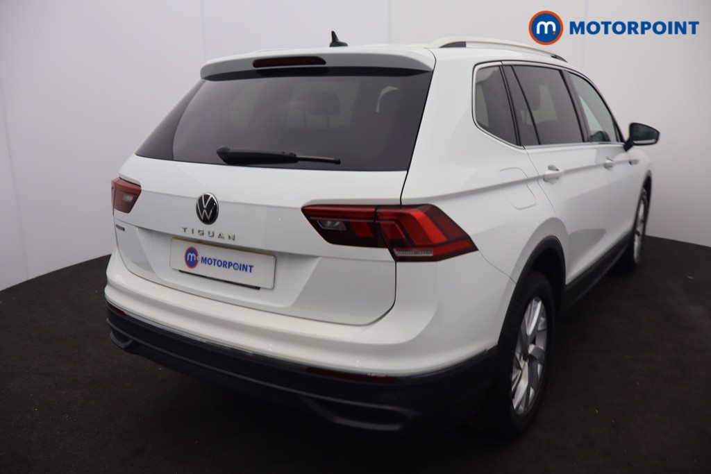 Volkswagen Tiguan Allspace Life Manual Petrol SUV - Stock Number (1660754) - 2nd supplementary image