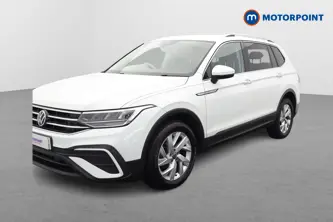Volkswagen Tiguan Allspace Life Manual Petrol SUV - Stock Number (1660754) - Passenger side front corner