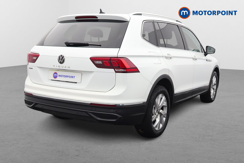 Volkswagen Tiguan Allspace Life Manual Petrol SUV - Stock Number (1660754) - Drivers side rear corner
