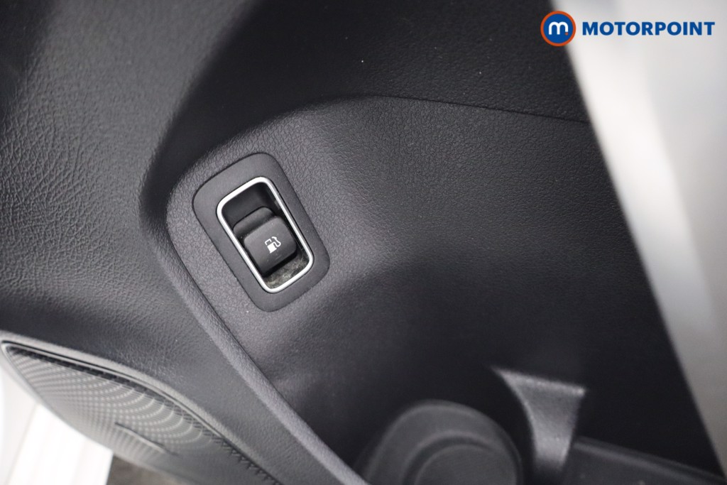 Mercedes-Benz A Class Amg Line Automatic Petrol Plug-In Hybrid Saloon - Stock Number (1661181) - 12th supplementary image