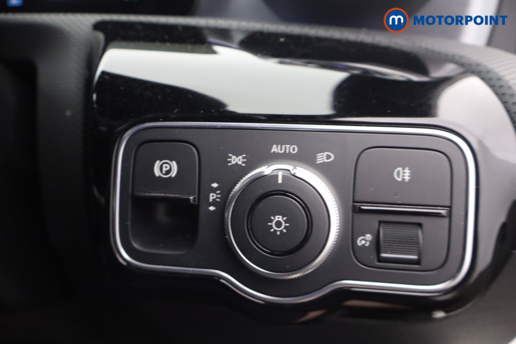 Mercedes-Benz A Class Amg Line Automatic Petrol Plug-In Hybrid Saloon - Stock Number (1661181) - 14th supplementary image