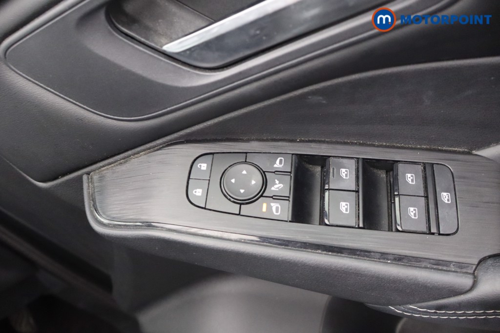 Nissan Qashqai Acenta Premium Manual Petrol SUV - Stock Number (1661357) - 12th supplementary image