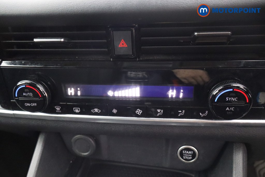 Nissan Qashqai Acenta Premium Manual Petrol SUV - Stock Number (1661357) - 18th supplementary image