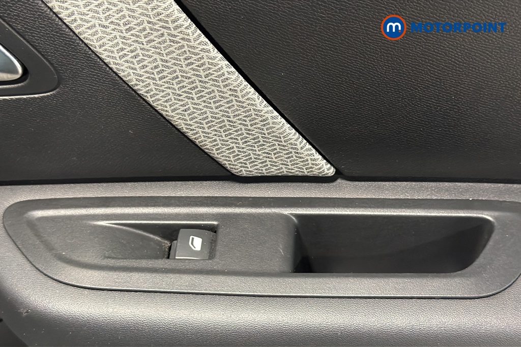 Citroen C4 YOU Manual Petrol Hatchback - Stock Number (1661479) - 994th supplementary image