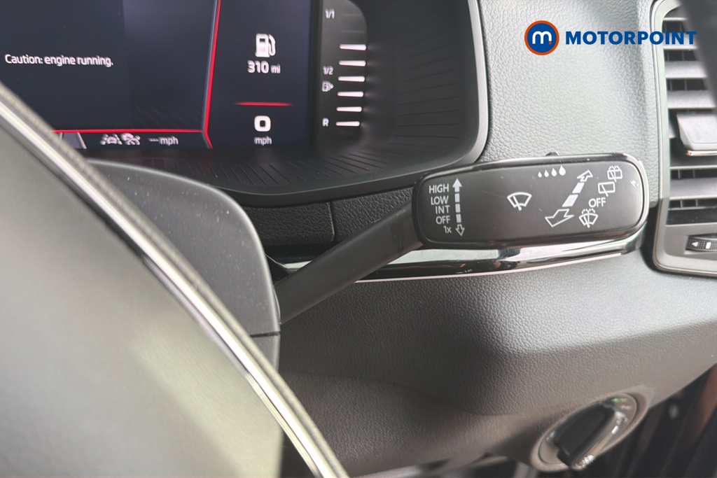 Skoda Karoq Sportline Edition Automatic Petrol SUV - Stock Number (1662884) - 6th supplementary image
