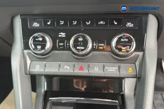 Skoda Karoq Sportline Edition Automatic Petrol SUV - Stock Number (1662884) - 12th supplementary image