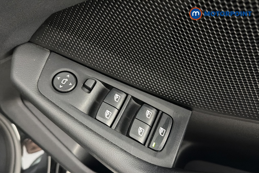 BMW 1 Series SE Automatic Petrol Hatchback - Stock Number (1665848) - 19th supplementary image