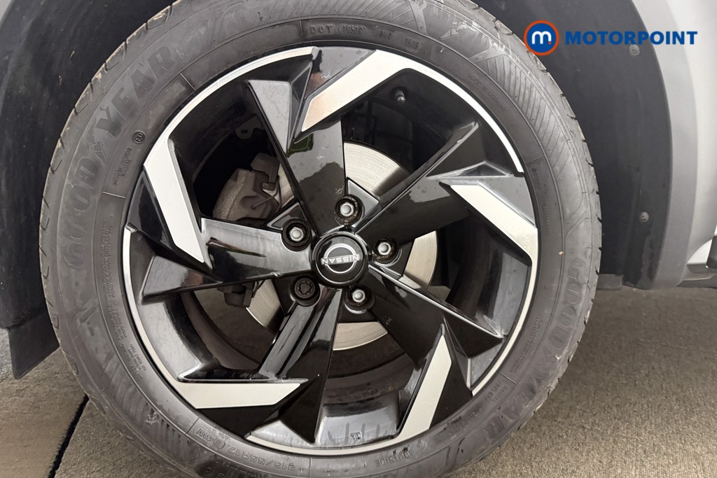 Nissan Juke N-Connecta Manual Petrol SUV - Stock Number (1666066) - 12th supplementary image