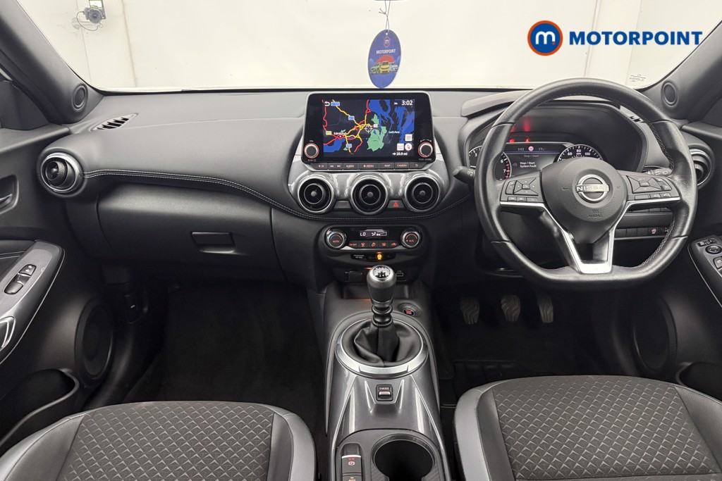 Nissan Juke N-Connecta Manual Petrol SUV - Stock Number (1666066) - 1st supplementary image