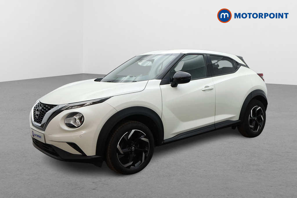 Nissan Juke N-Connecta Manual Petrol SUV - Stock Number (1666066) - Passenger side front corner