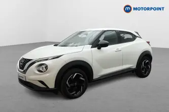 Nissan Juke N-Connecta Manual Petrol SUV - Stock Number (1666066) - Passenger side front corner
