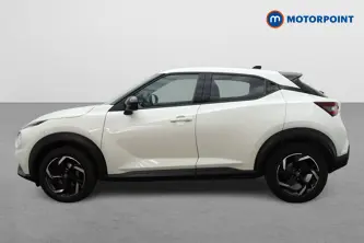 Nissan Juke N-Connecta Manual Petrol SUV - Stock Number (1666066) - Passenger side