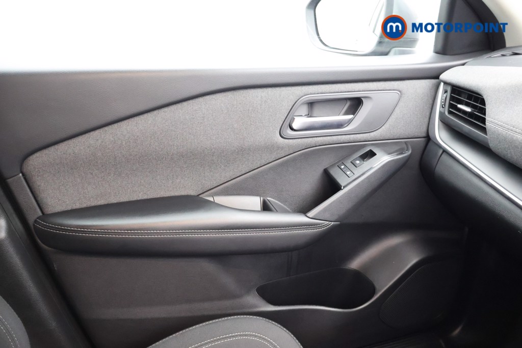 Nissan Qashqai Acenta Premium Manual Petrol SUV - Stock Number (1666967) - 13th supplementary image
