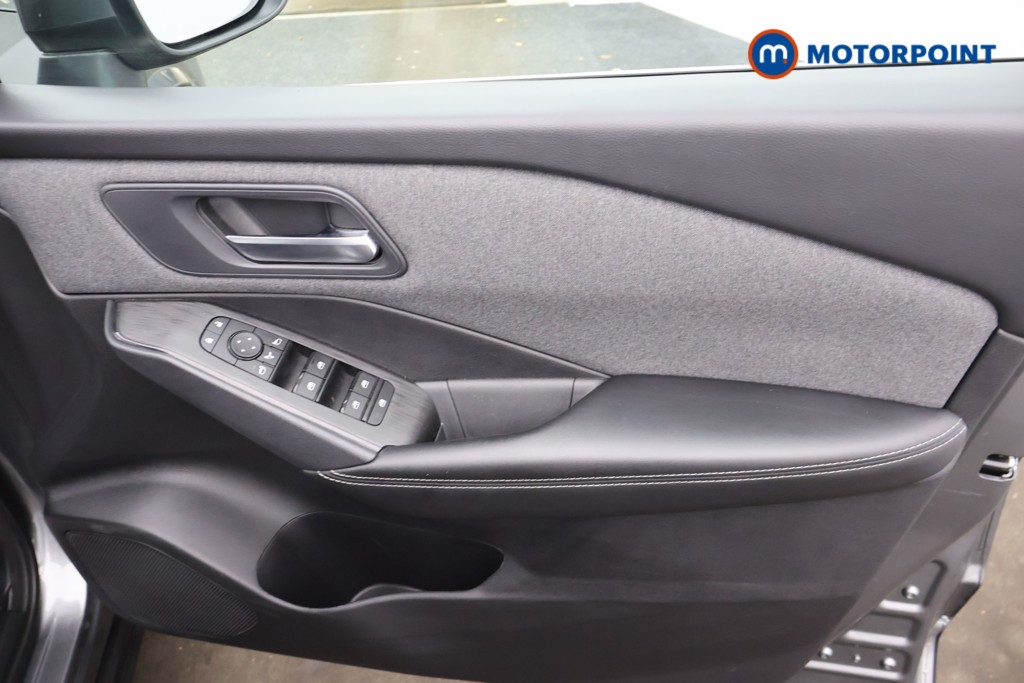 Nissan Qashqai Acenta Premium Manual Petrol SUV - Stock Number (1666967) - 15th supplementary image