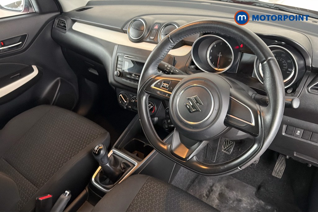 Suzuki Swift Attitude Manual Petrol Hatchback - Stock Number (1667156) - 2nd supplementary image