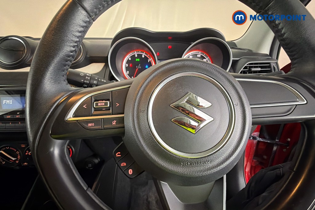 Suzuki Swift Attitude Manual Petrol Hatchback - Stock Number (1667156) - 5th supplementary image